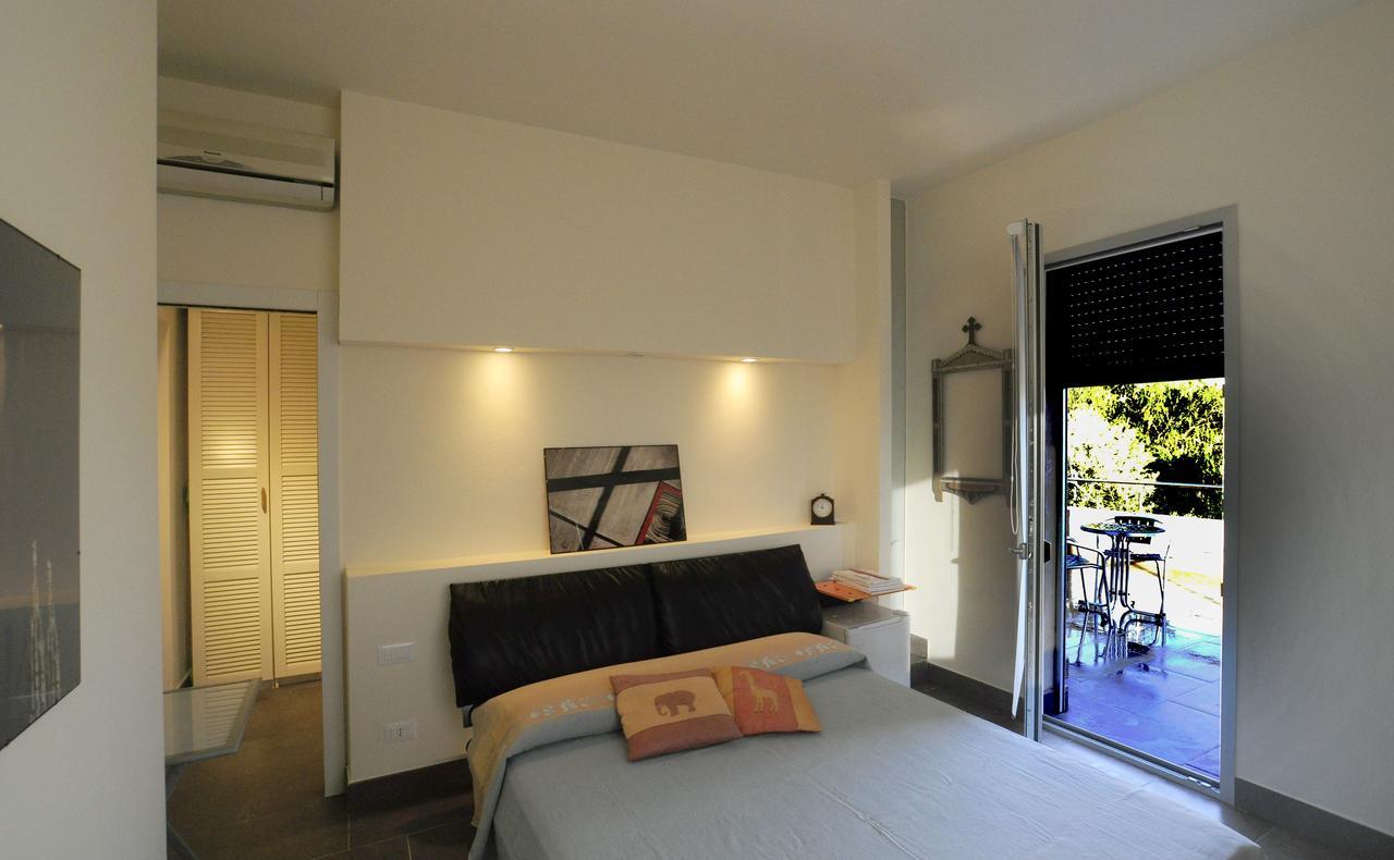 クアルトゥ・サンテーレナ Art House Quartu - Margine Rosso Bed & Breakfast エクステリア 写真